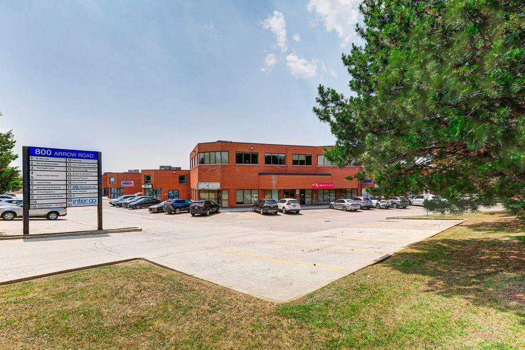 800 Arrow RD #10 - Ground Floor, Toronto W05, ON M9M 2Z8