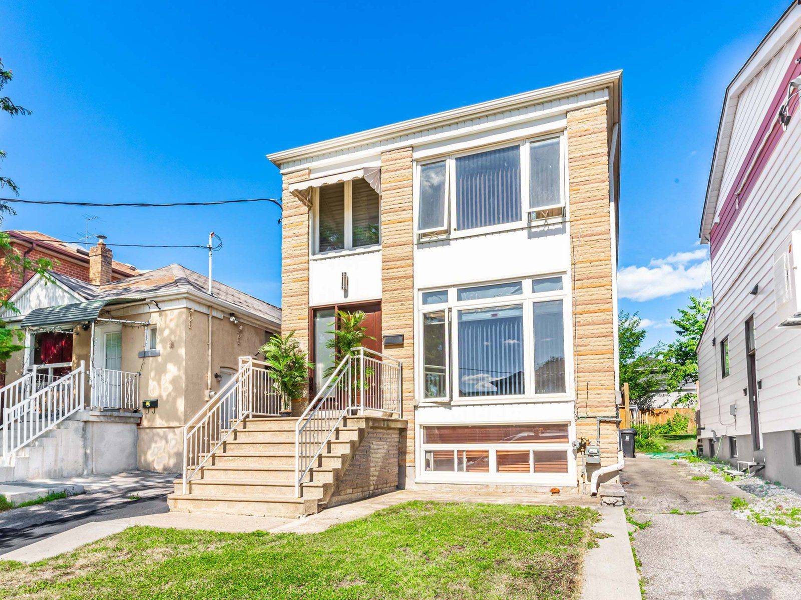 Toronto W03, ON M6E 4E3,65 Branstone RD