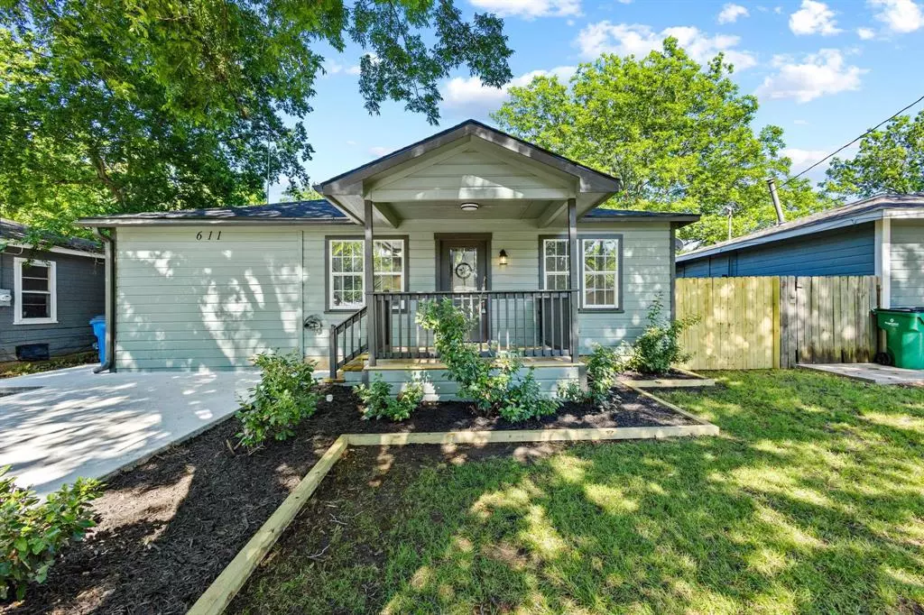 Pottsboro, TX 75076,611 S Magnolia Street