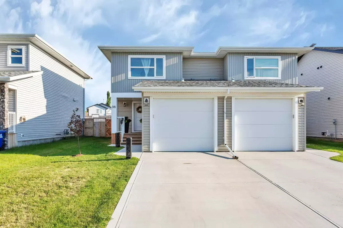 Blackfalds, AB T4M 0M8,98 Ava CRES