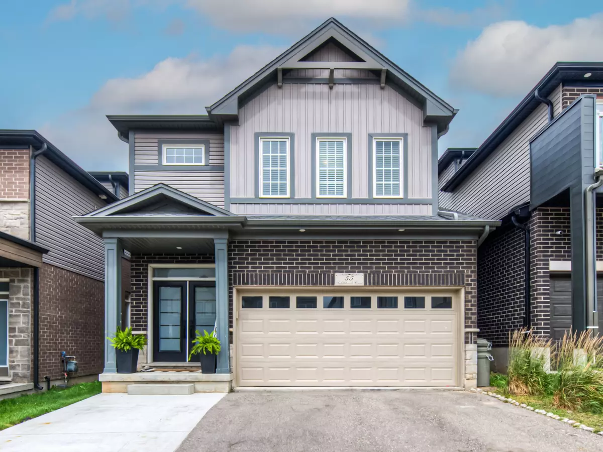 Kitchener, ON N2R 1W9,55 Saddlebrook CT