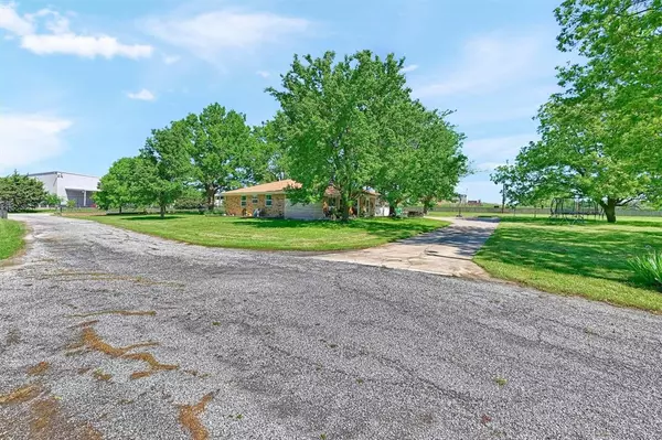 Gainesville, TX 76240,3744 N Weaver Street