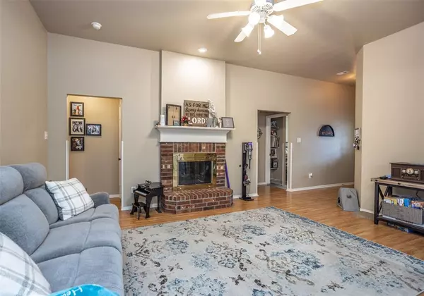 Gainesville, TX 76240,3504 Columbus Street