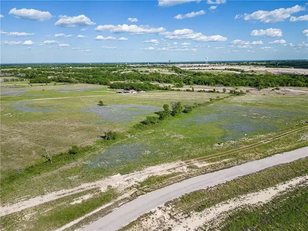 Hillsboro, TX 76645,83 Crest View Trail