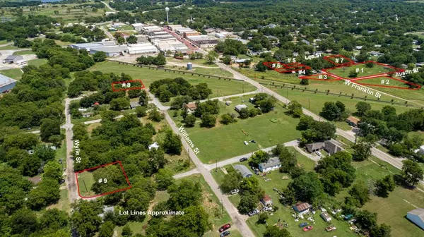 Wolfe City, TX 75496,415 W Wylie Street