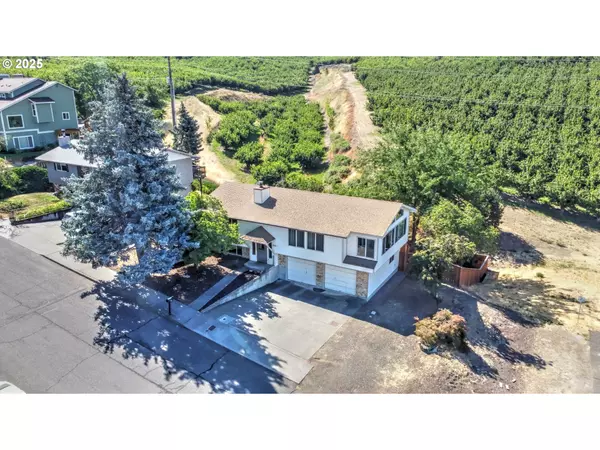 1612 E 21ST ST, The Dalles, OR 97058