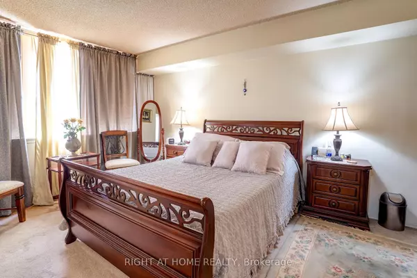 Toronto E11, ON M1B 5M3,11753 Sheppard AVE E #1110