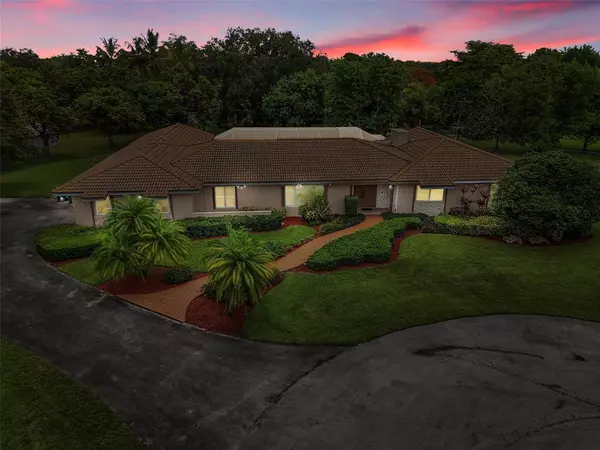 Pinecrest, FL 33156,11000 SW 75th Ct
