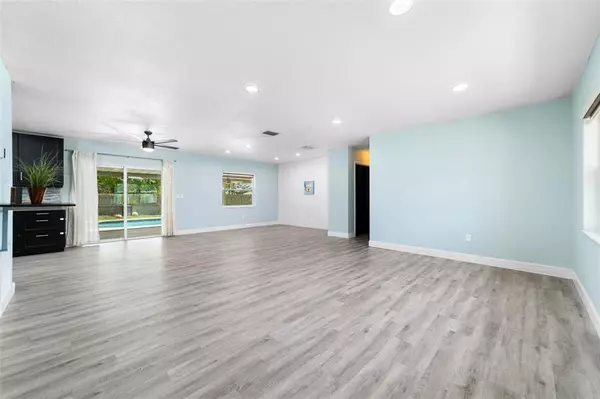 Boca Raton, FL 33428,4670 Betelnut St
