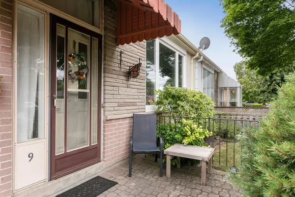 Brampton, ON L6T 1R7,9 Algonquin BLVD