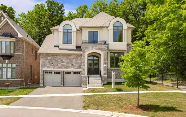 Caledon, ON L7C 3A3,32 Daisy Meadow CRES