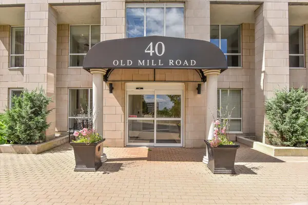Oakville, ON L6J 7W2,40 Old Mill RD #LPH1
