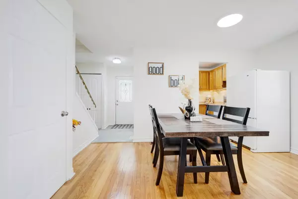 Brampton, ON L6S 1S1,24 Horseshoe CT
