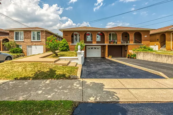Hamilton, ON L8E 3J5,231 Green RD