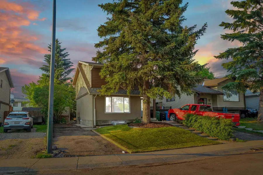 224 Abinger CRES NE, Calgary, AB T2A 6L3