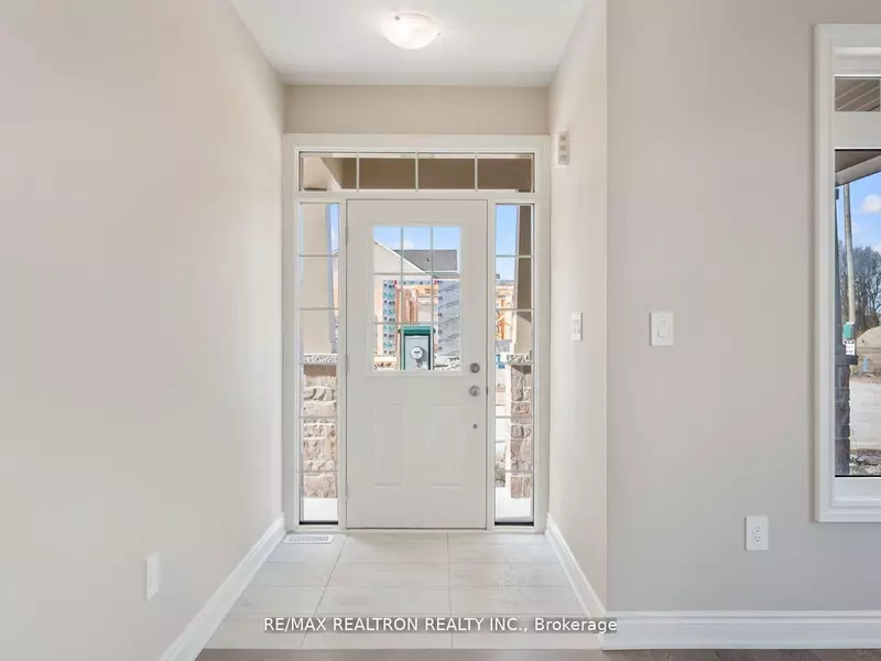 43 Palmira DR, Georgina, ON L0E 1R0