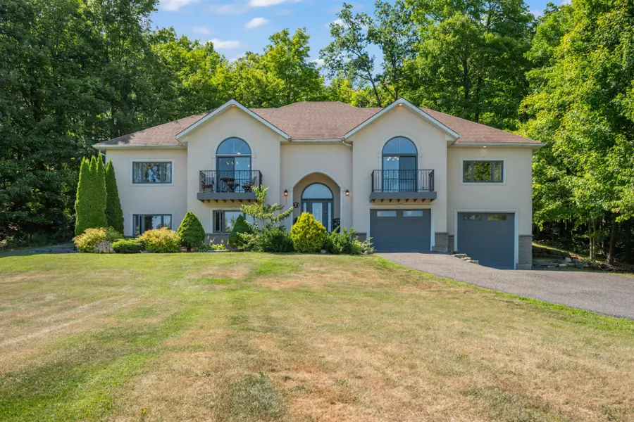 27 Collins DR, Frontenac, ON K0H 1X0