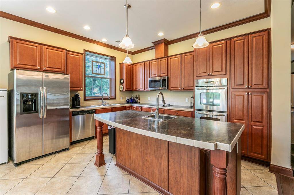 Thornton, TX 76687,19989 Post Oak Loop