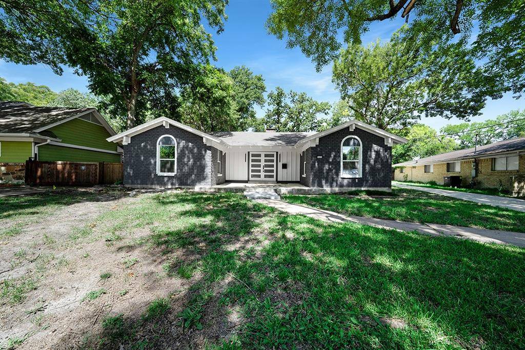 1029 Ray Andra Drive, Desoto, TX 75115