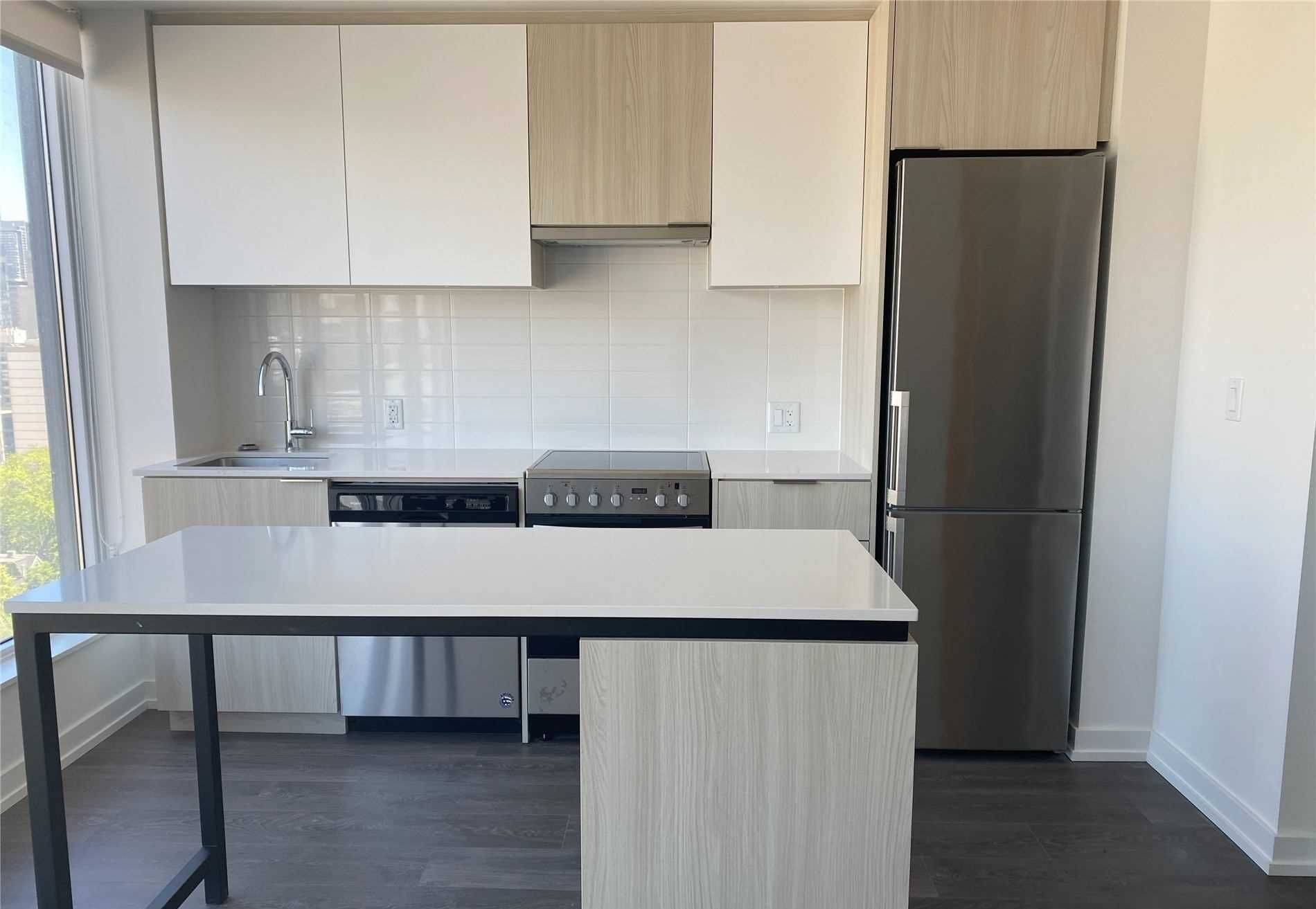 Toronto C01, ON M5T 1P9,203 College ST #1807