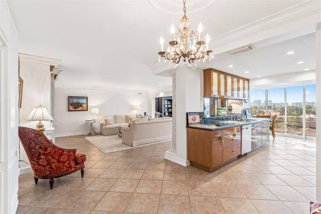 Fort Lauderdale, FL 33308,3050 NE 47th Ct #403