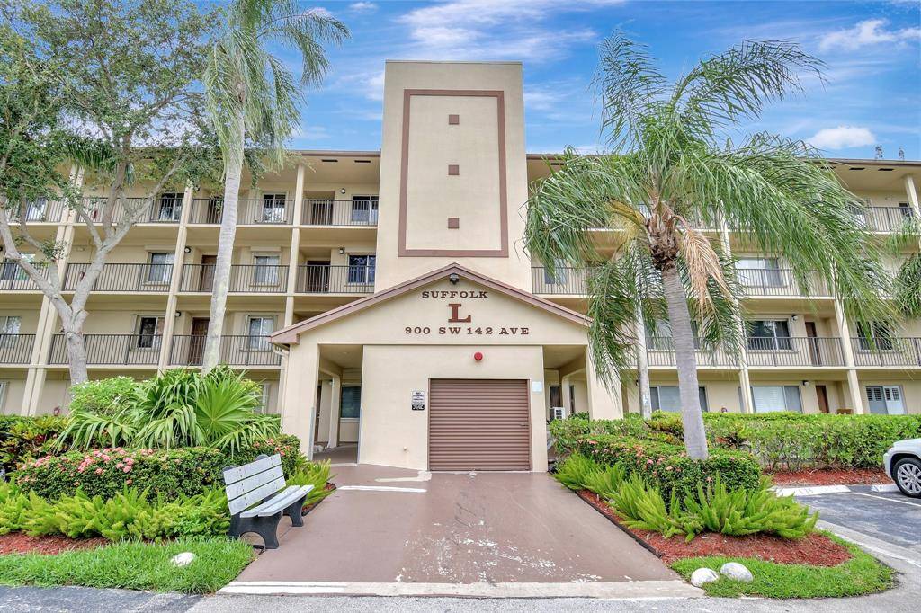 Pembroke Pines, FL 33027,900 SW 142nd Ave #402