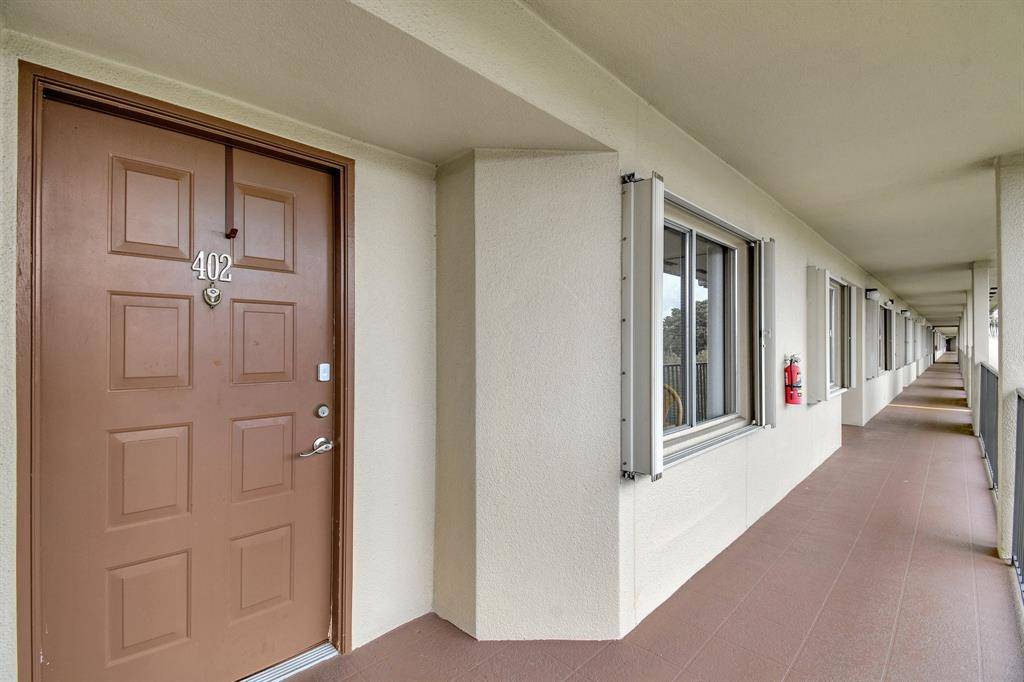 Pembroke Pines, FL 33027,900 SW 142nd Ave #402