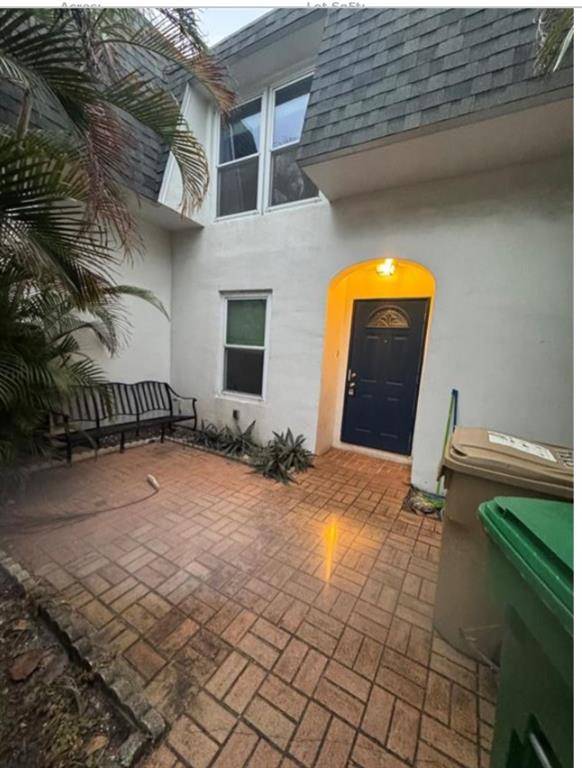 6784 SW 39th Ct, Fort Lauderdale, FL 33314