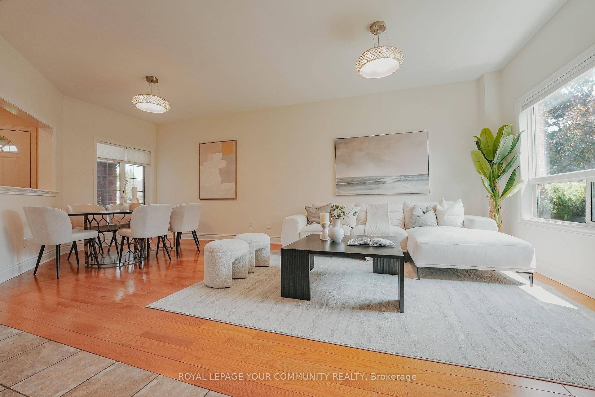 Newmarket, ON L3Y 8S6,550 Greig CIR