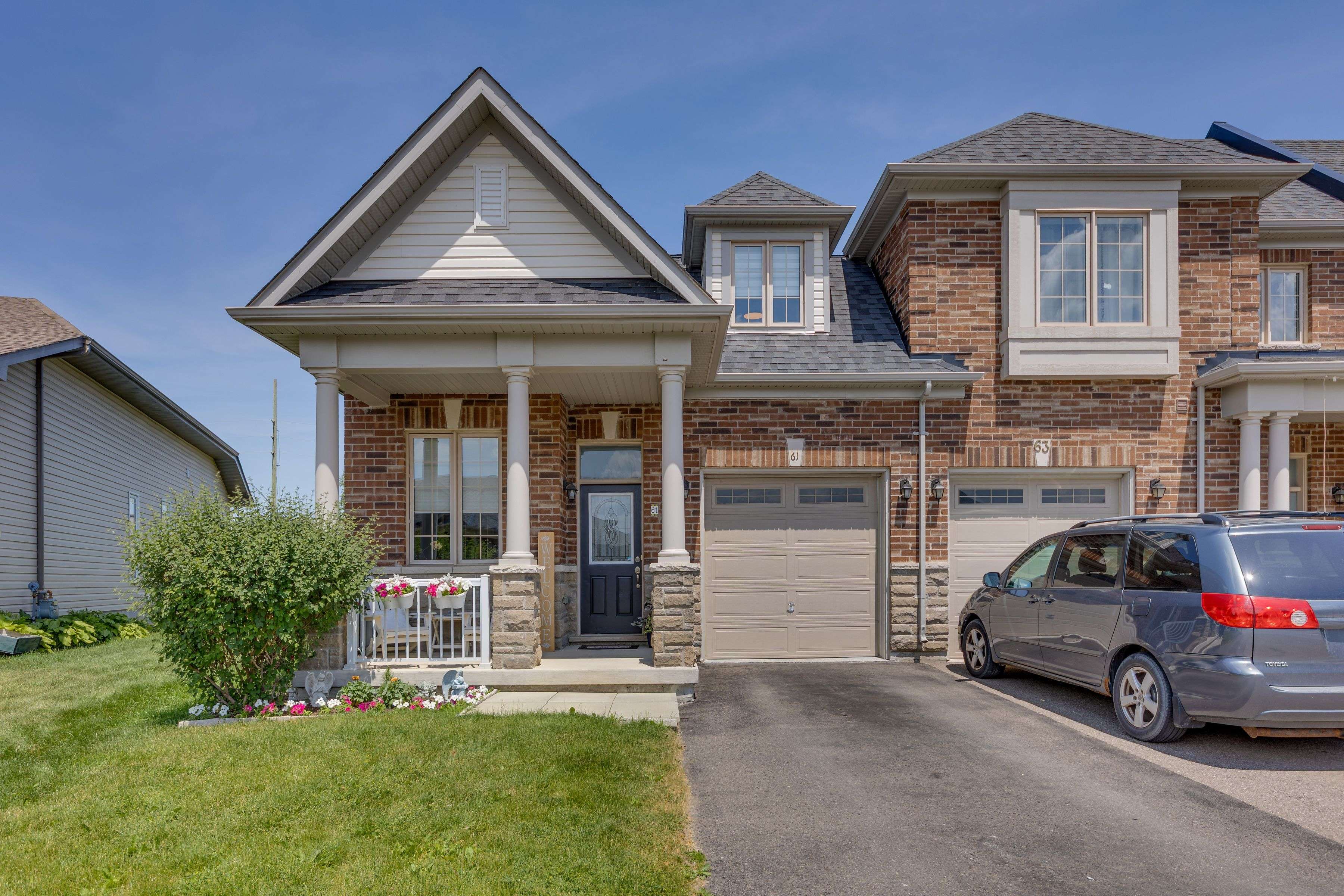 61 Kingsmere CRES, New Tecumseth, ON L9R 0K6