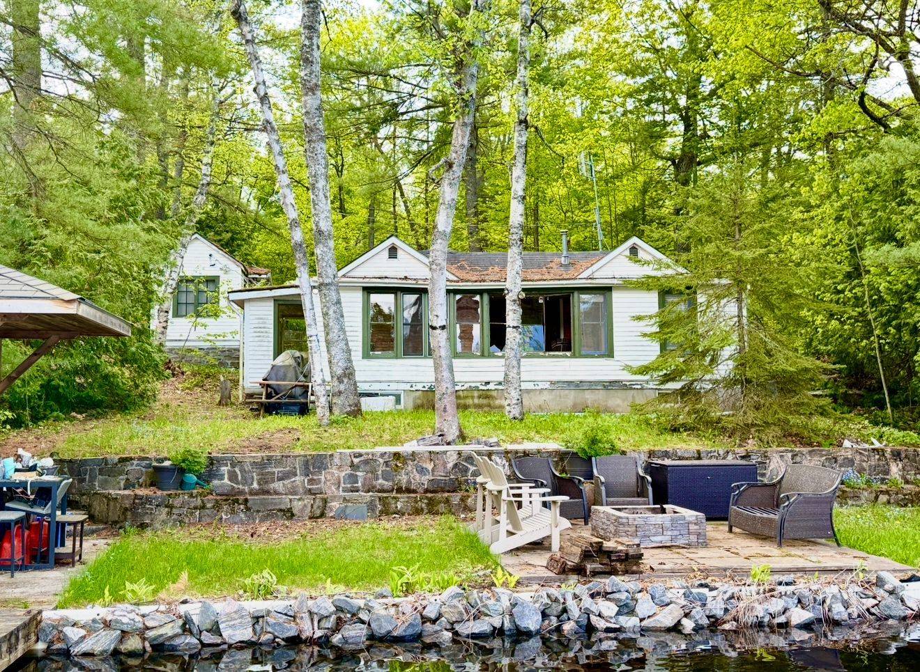 Gravenhurst, ON P1P 1R2,1042 3100 RD