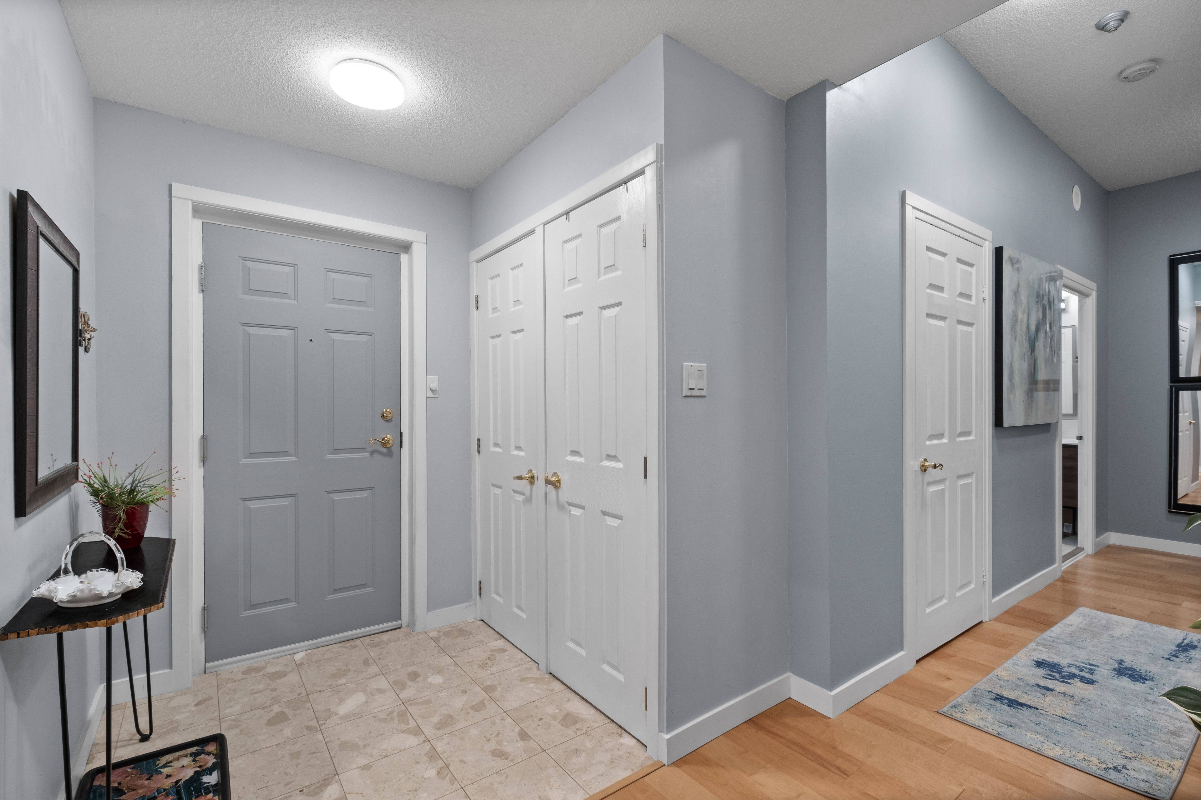 Kingston, ON K7M 8H3,1000 KING ST W #102