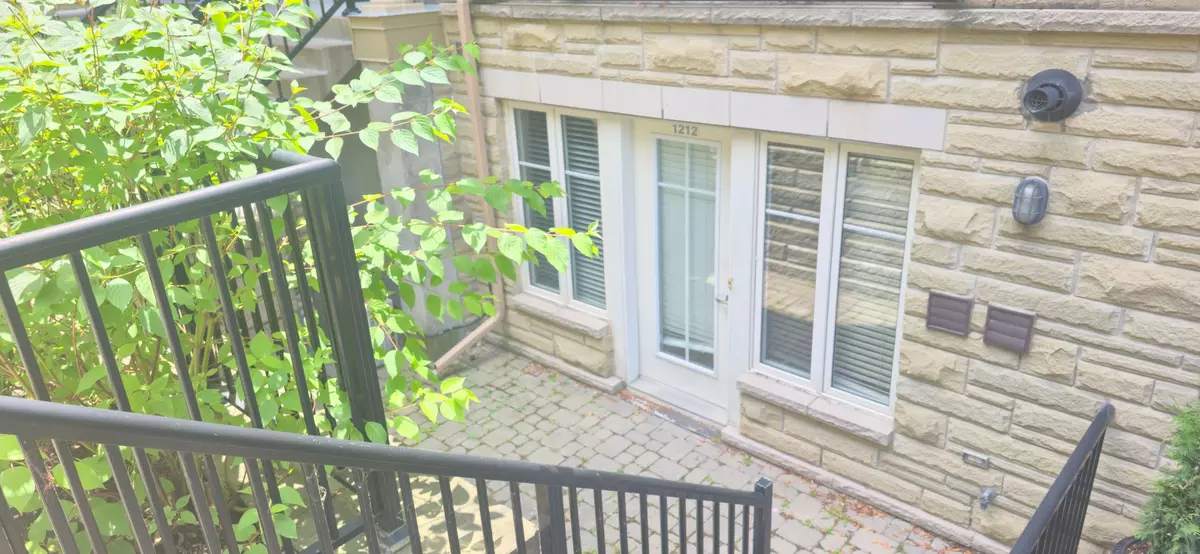 Toronto C01, ON M6K 3R7,21 Pirandello ST E #1212