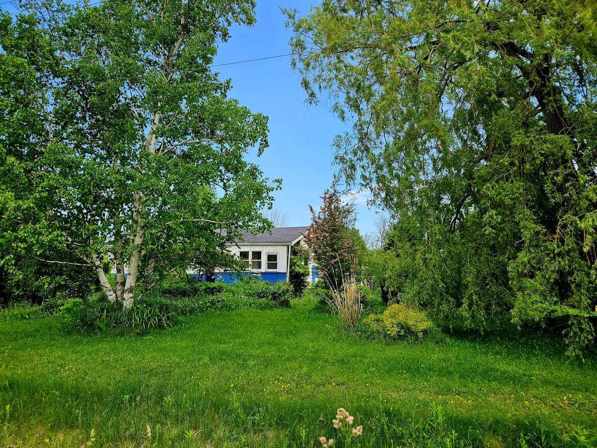 Georgian Bluffs, ON N4K 0G2,127 Kirk ST