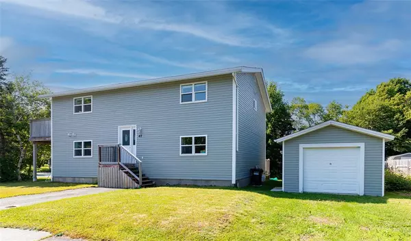 42 Waterford Heights N, St. John's, NL A1E 4Z8