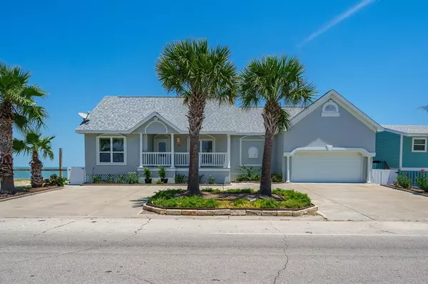 1830 Bay Shore, Rockport, TX 78382