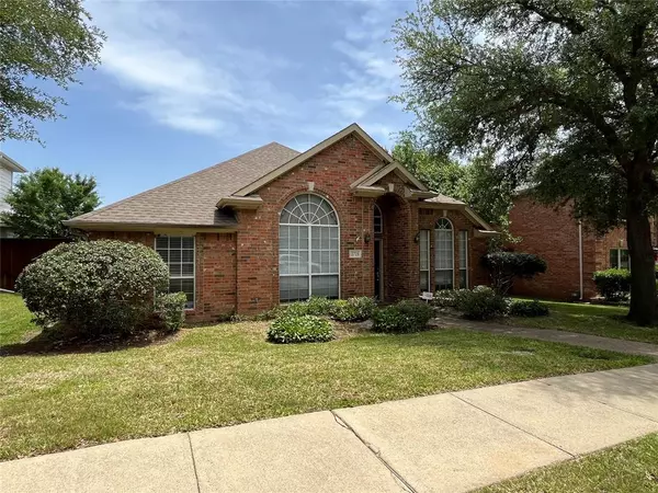 Lewisville, TX 75067,2721 Vista Bluff Boulevard