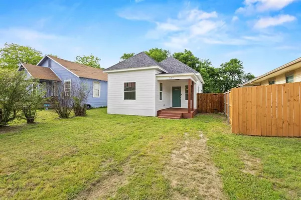 Denison, TX 75020,607 W Sears Street