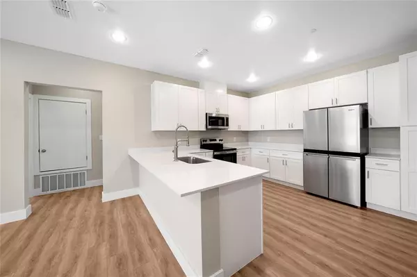 Fate, TX 75087,577 Richlands Way #201
