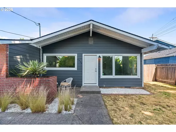 5533 SE HOLGATE BLVD, Portland, OR 97206