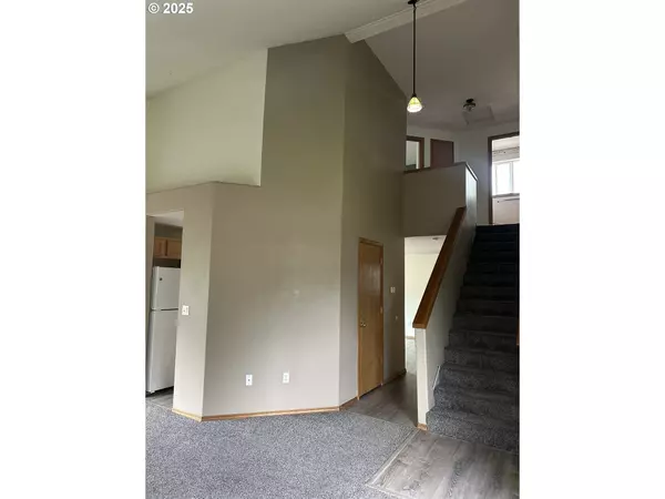 Milwaukie, OR 97267,14237 SE LEE AVE