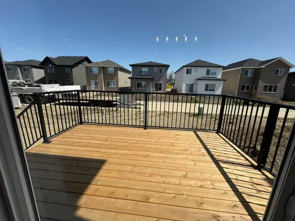 Red Deer, AB T4P 3G8,53 Emmett CRES