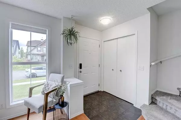 Calgary, AB T2Z 0E8,12 Elgin Meadows VW Southeast