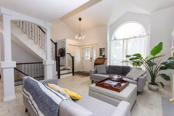 Red Deer, AB T4R 3B2,26 Adair AVE
