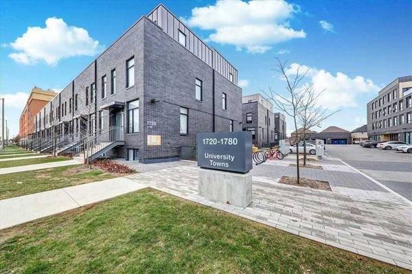 1720 Simcoe ST N #8, Oshawa, ON L1G 4X9