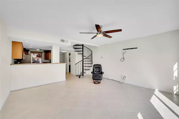 Fort Lauderdale, FL 33311,650 Tennis Club Dr #305