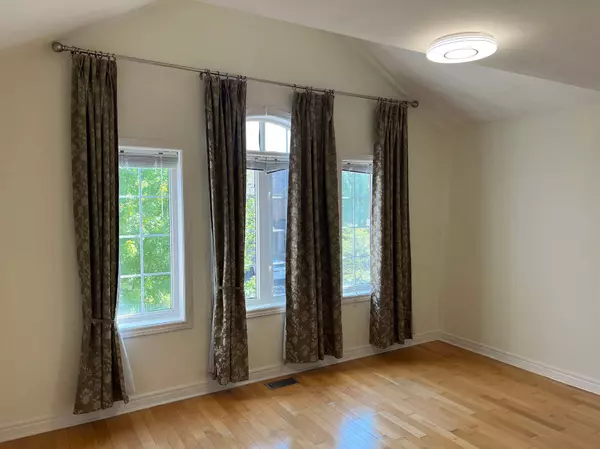 Markham, ON L6E 1R5,11 Sunburst CRES