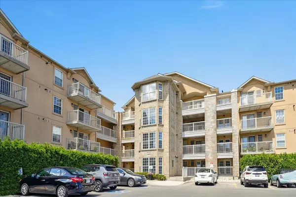 1490 Bishops Gate #407, Oakville, ON L6M 4N3