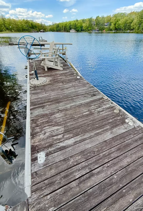 Gravenhurst, ON P1P 1R2,1042 3100 RD