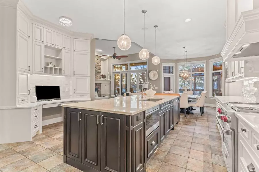 31 Summit Pointe DR, Heritage Pointe, AB T1S4H2